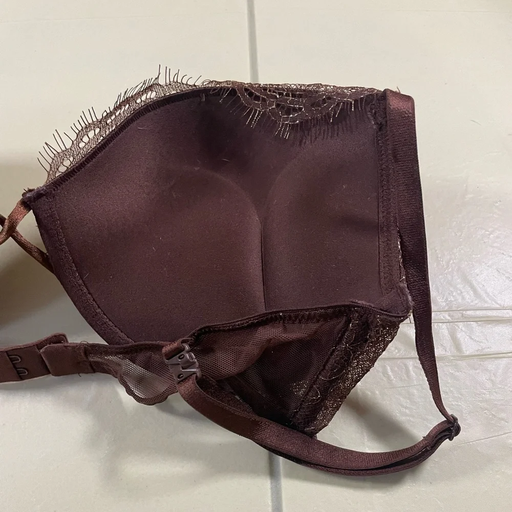 Victoria's Secret Deep Brown Lace Bra - Picture 10 of 15